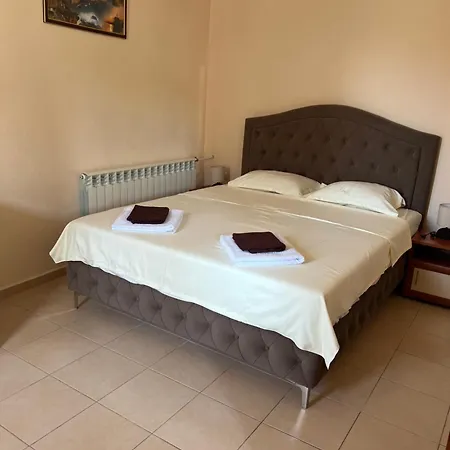 Milchevi בית הארחה 3*