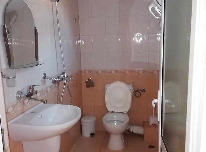 Konukevi Milchevi 3*